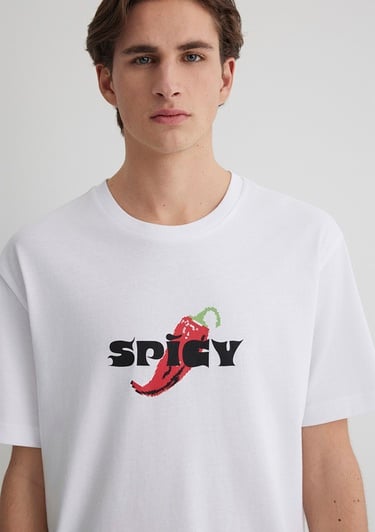  Mavi Spicy Baskılı Beyaz Tişört Loose Fit / Bol Rahat Kesim 0612812-620