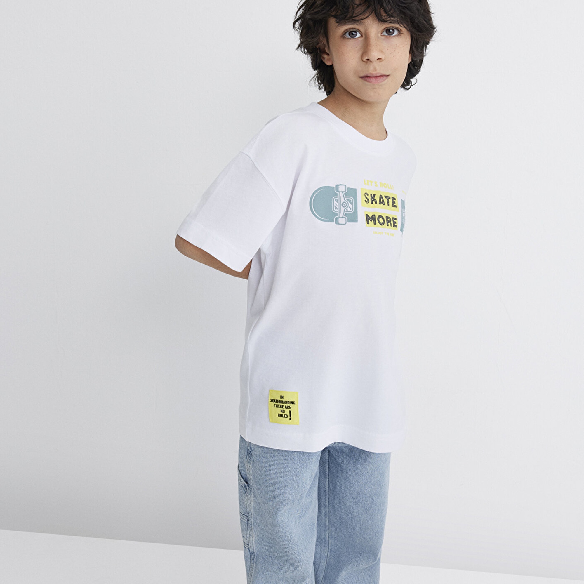 Mavi Lets Roll Baskılı Beyaz Tişört Oversize / Geniş Kesim 6610276-620