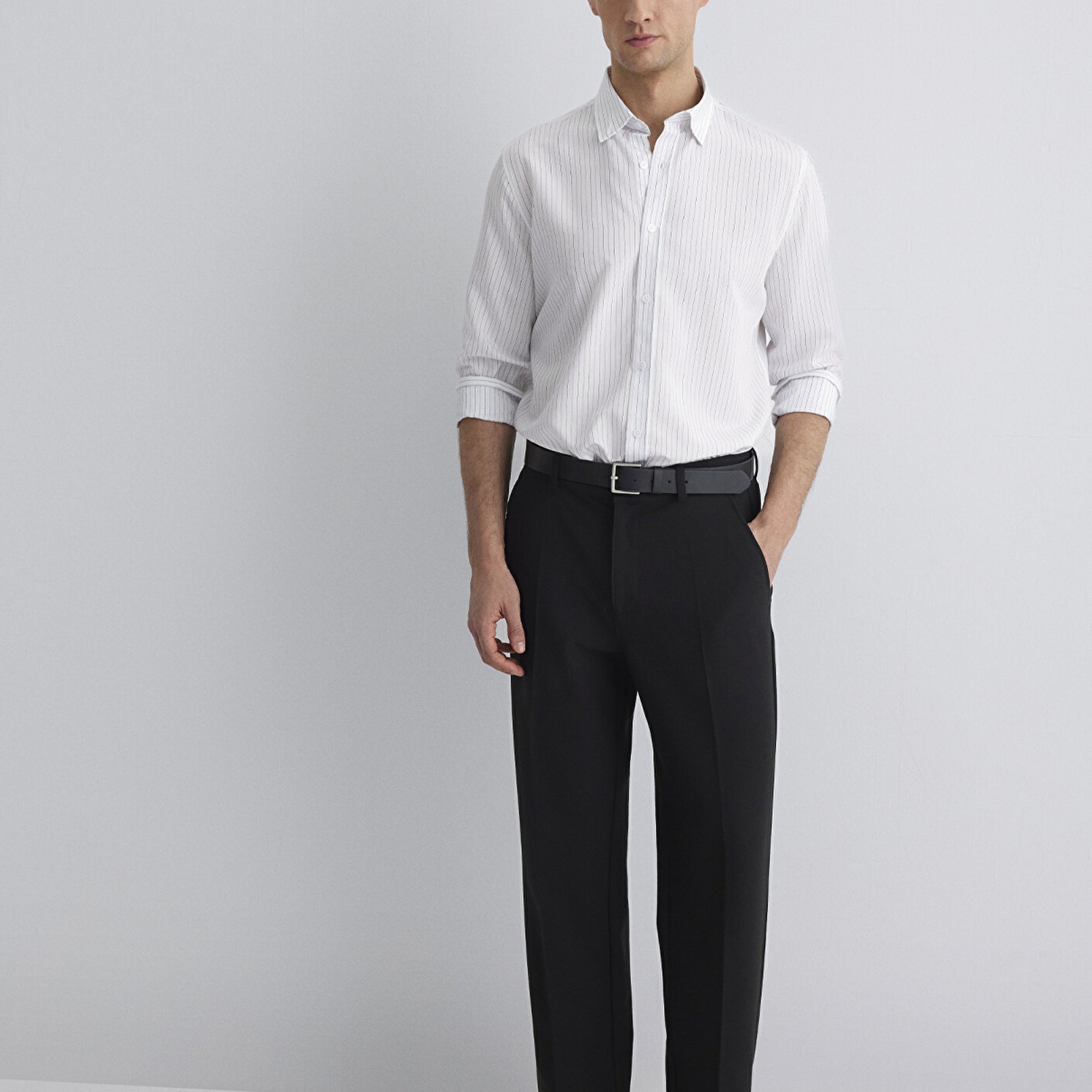 Mavi Çizgili Beyaz Gömlek Regular Fit / Normal Kesim 0211566-70096