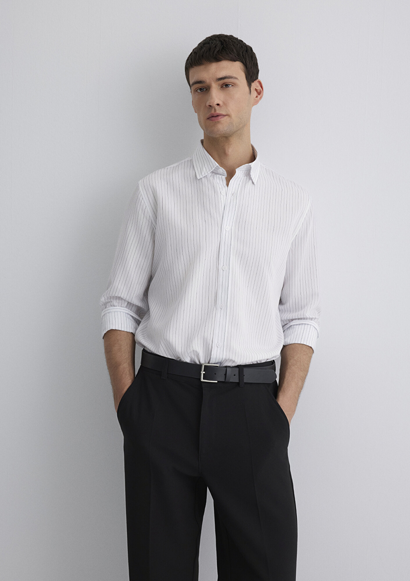  Mavi Çizgili Beyaz Gömlek Regular Fit / Normal Kesim 0211566-70096