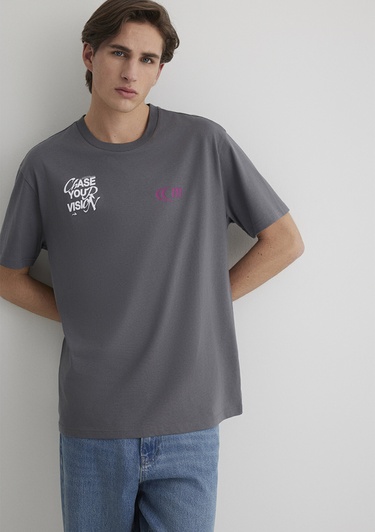  Mavi Chase Your Vision Baskılı Antrasit Tişört Loose Fit / Bol Rahat Kesim 0612721-70096