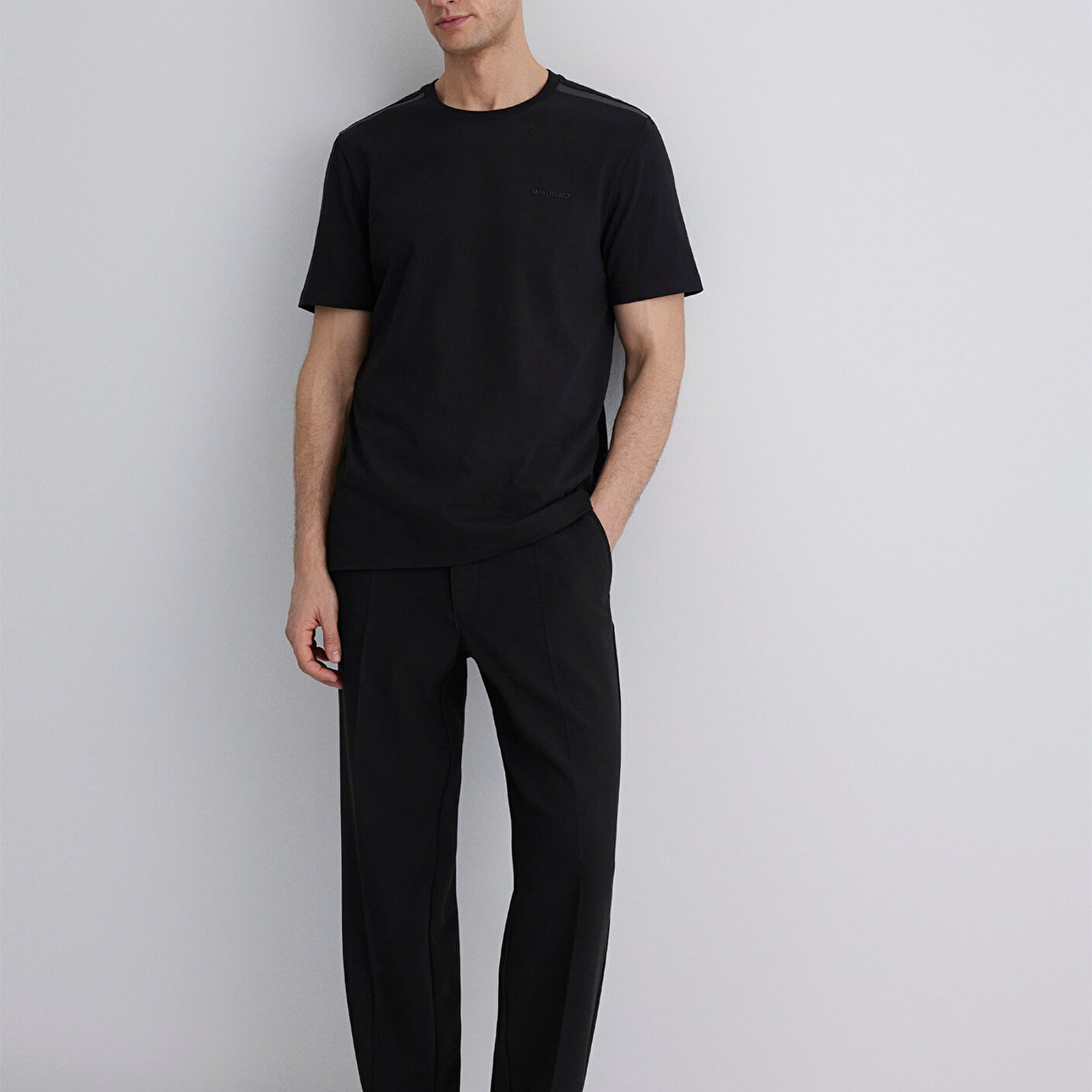 Mavi Mavi Black Siyah Tişört Regular Fit / Normal Kesim 0612689-900