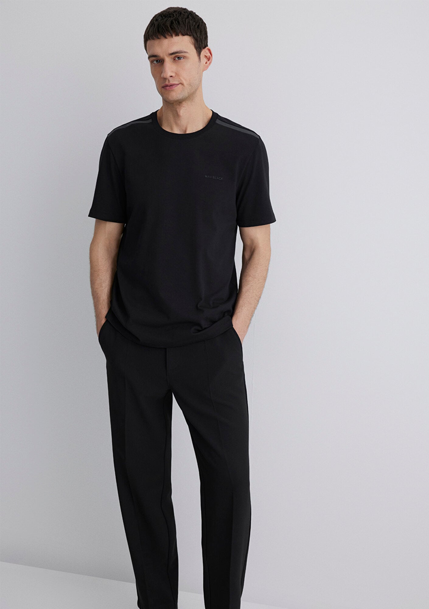  Mavi Mavi Black Siyah Tişört Regular Fit / Normal Kesim 0612689-900