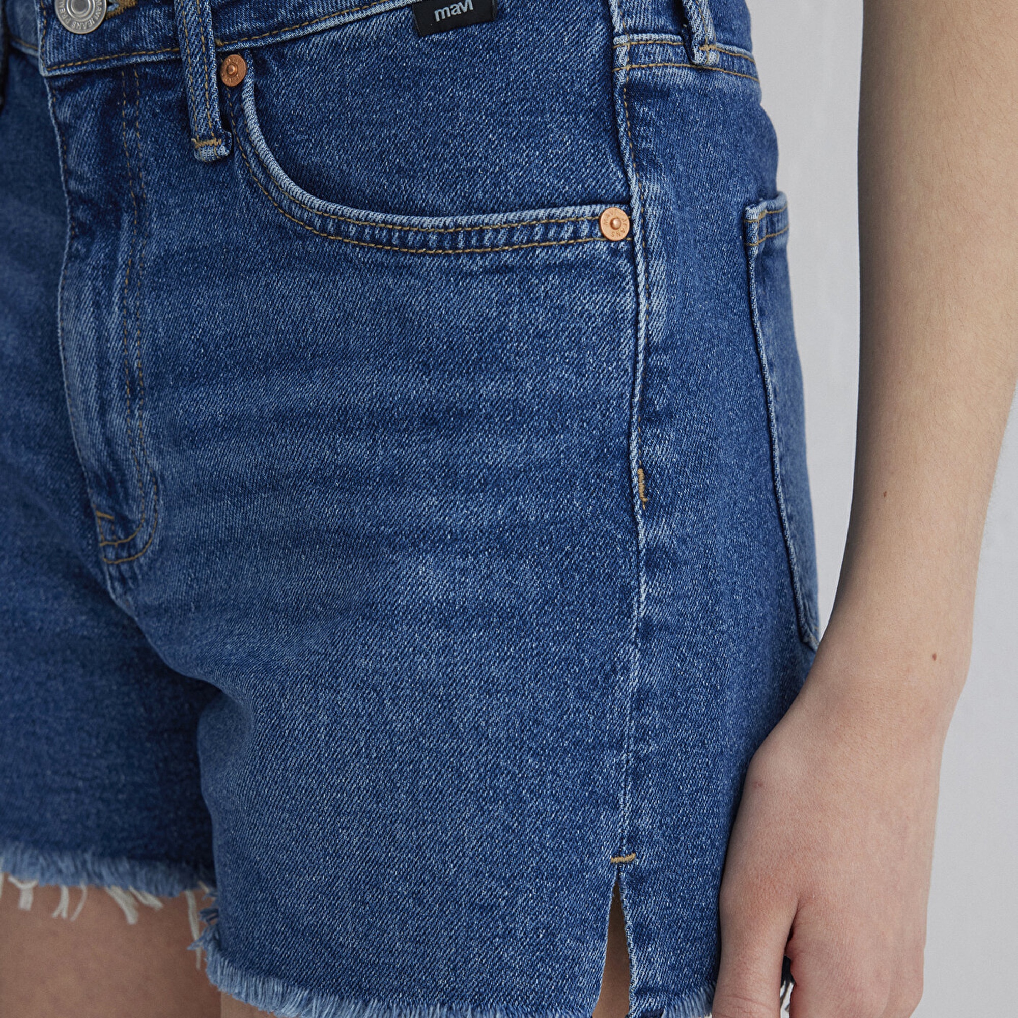 Mavi Heidi 90lar İndigo Mavisi Jean Şort 1410057-88757