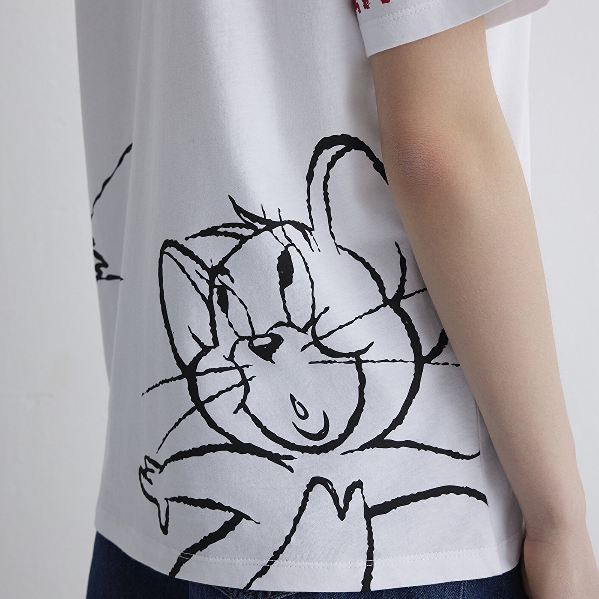 Mavi Tom and Jerry Baskılı Beyaz Tişört Loose Fit / Bol Rahat Kesim 1613359-620