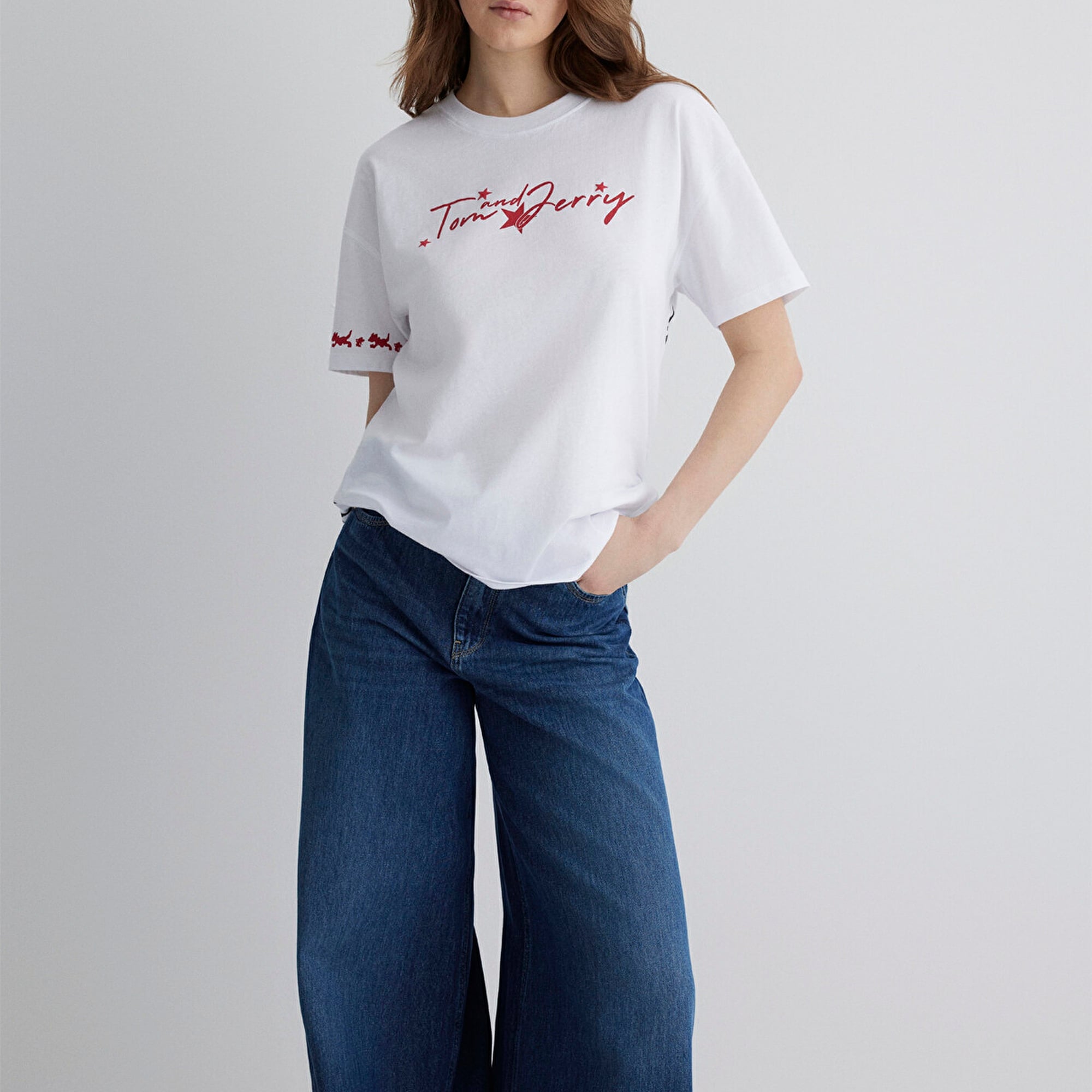 Mavi Tom and Jerry Baskılı Beyaz Tişört Loose Fit / Bol Rahat Kesim 1613359-620