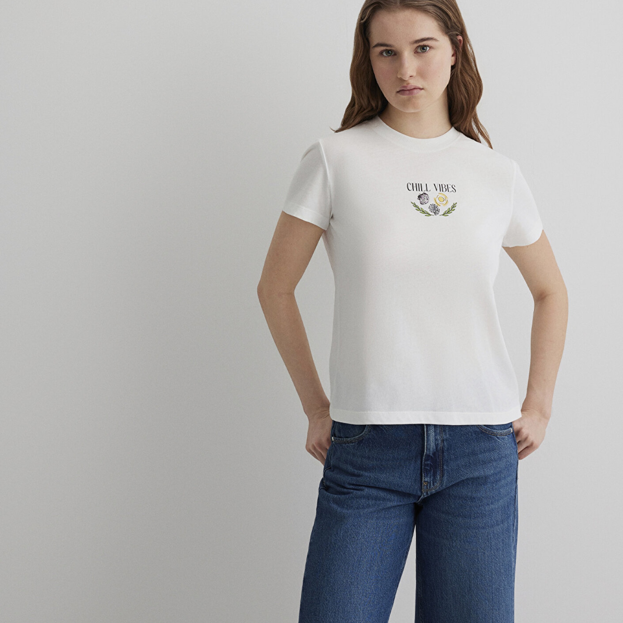 Mavi Baskılı Ekru Tişört Semi Slim Fit / Yarı Dar Kesim 1613191-70057