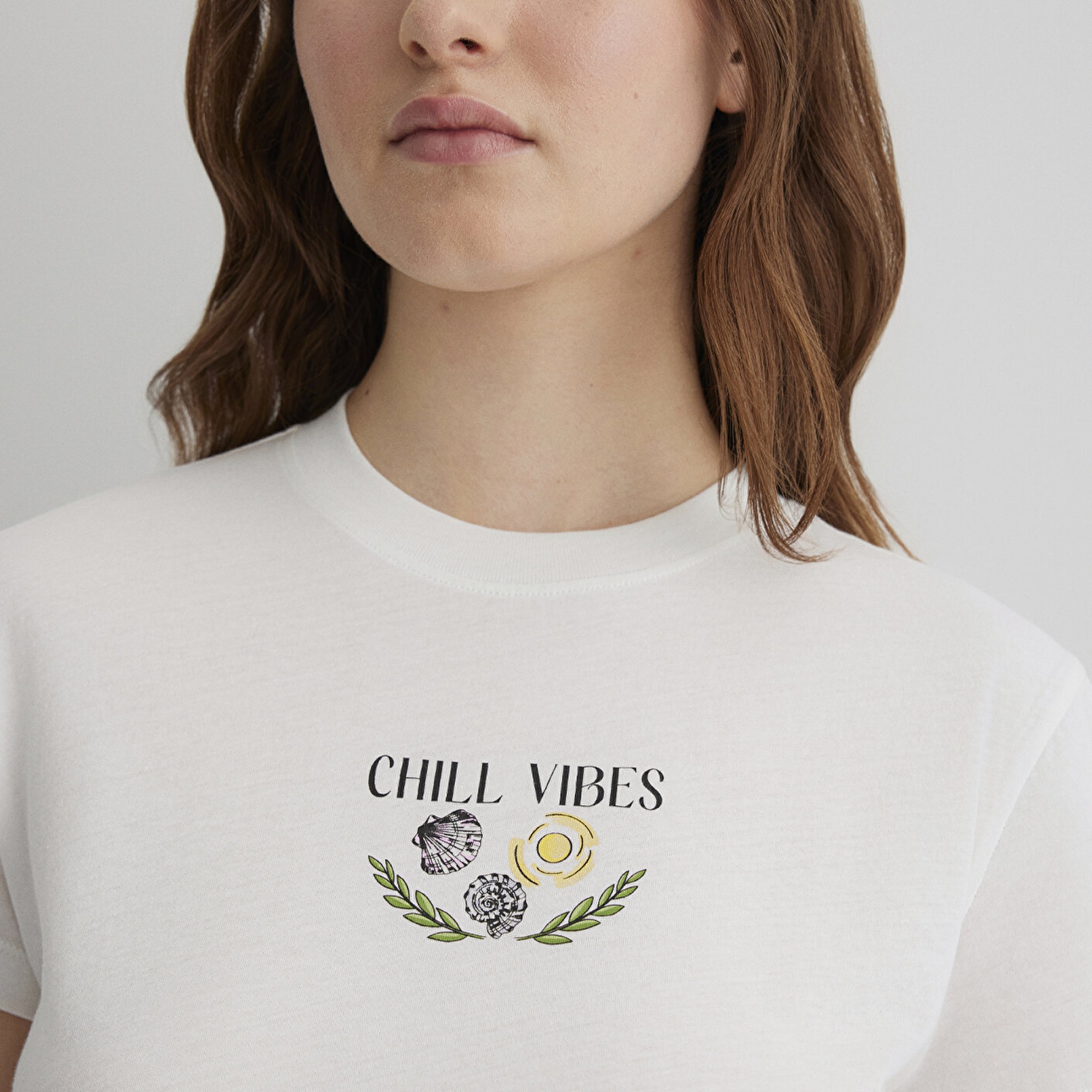 Mavi Baskılı Ekru Tişört Semi Slim Fit / Yarı Dar Kesim 1613191-70057