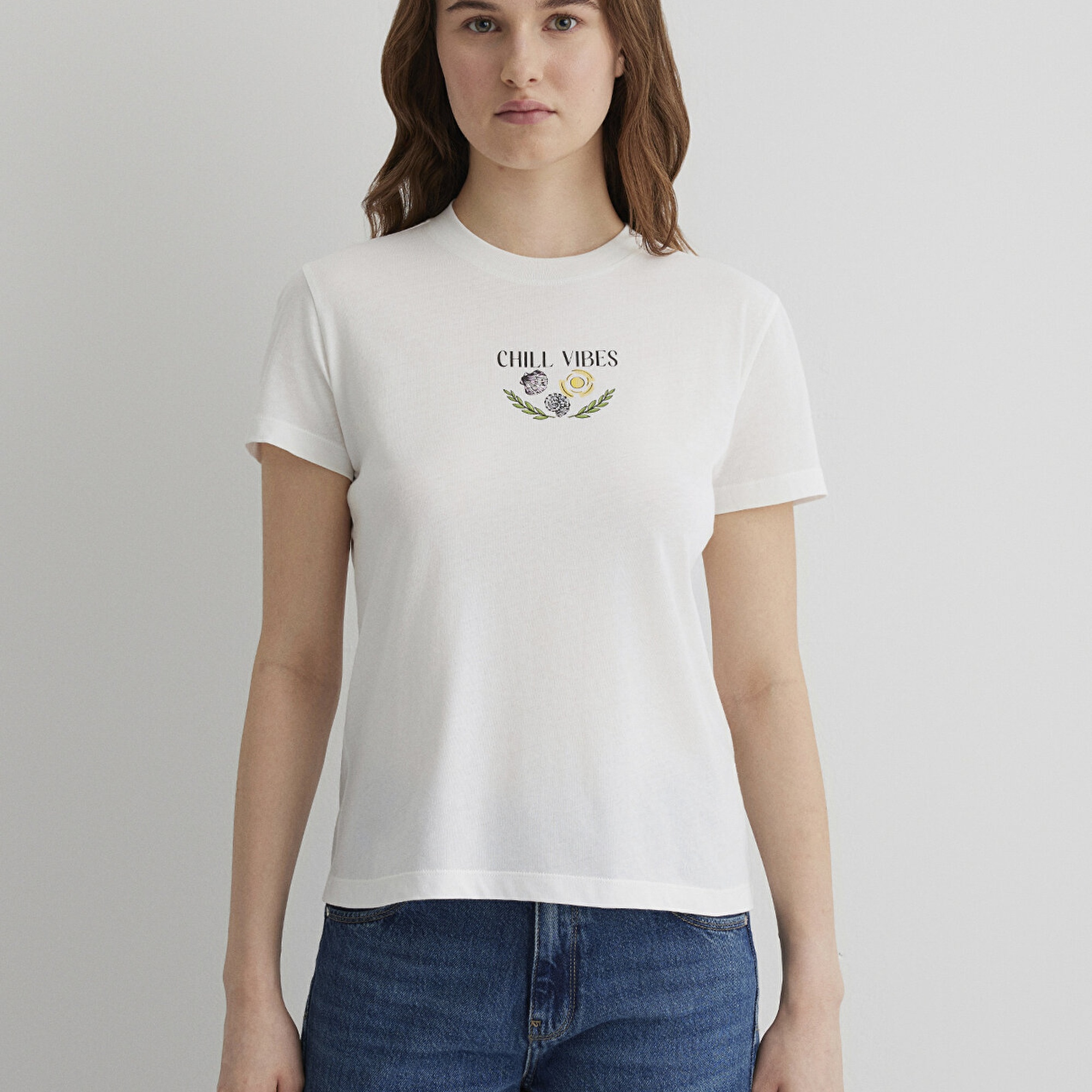 Mavi Baskılı Ekru Tişört Semi Slim Fit / Yarı Dar Kesim 1613191-70057