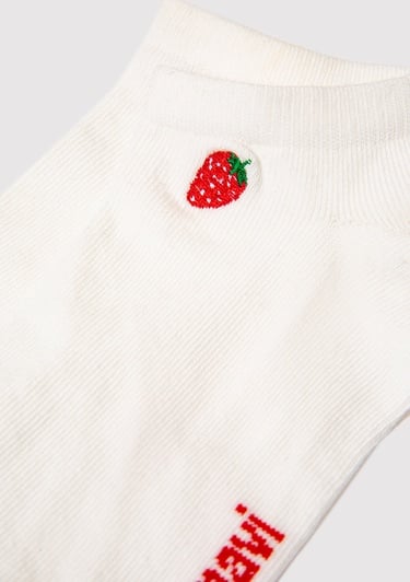  Mavi Çilek Nakışlı Beyaz Babet Çorabı 1913156-620