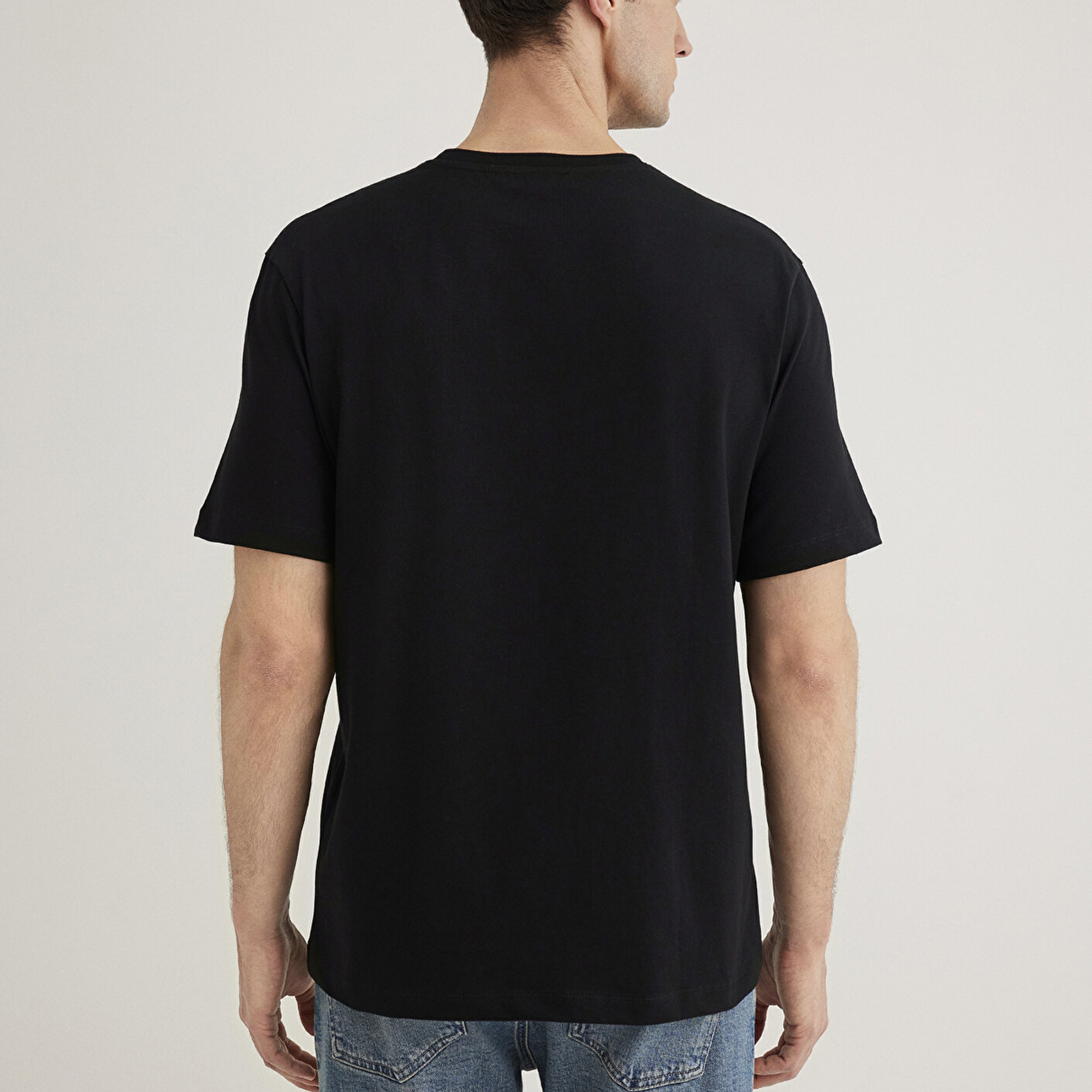 Mavi Mavi Black Nakışlı Siyah Tişört Regular Fit / Normal Kesim 0612644-900