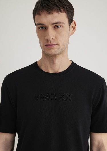  Mavi Mavi Black Nakışlı Siyah Tişört Regular Fit / Normal Kesim 0612644-900