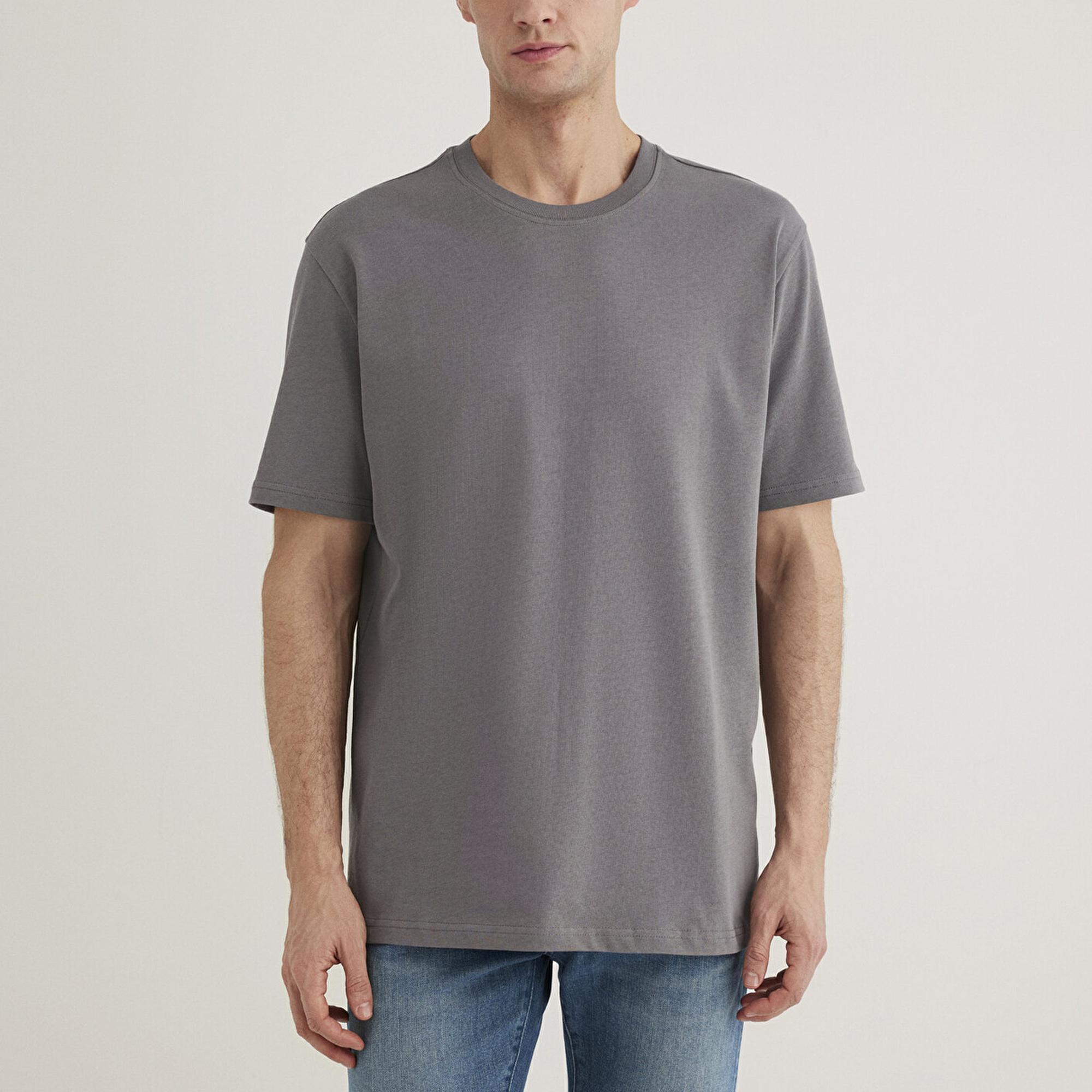 Mavi Bisiklet Yaka Gri Basic Tişört Loose Fit / Bol Rahat Kesim 0611596-80020