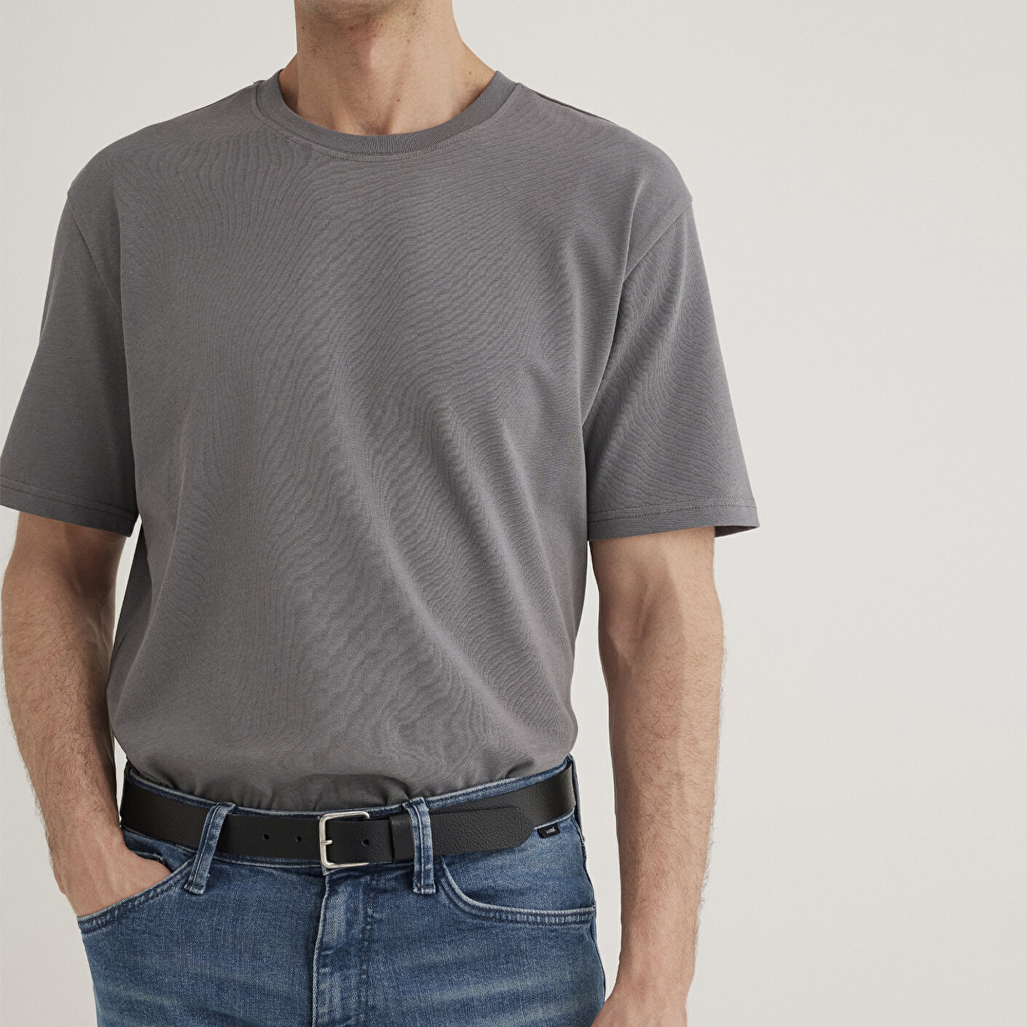 Mavi Bisiklet Yaka Gri Basic Tişört Loose Fit / Bol Rahat Kesim 0611596-80020