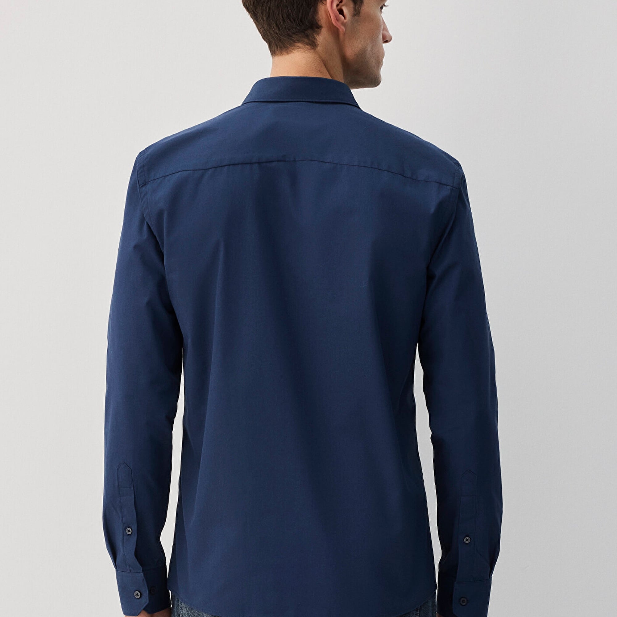 Mavi Kolay Ütülenebilir Lacivert Gömlek Slim Fit / Dar Kesim 0211571-70490