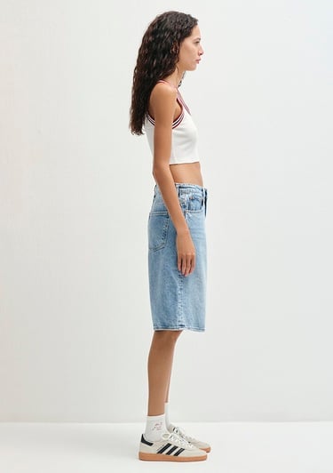  Mavi Biye Detaylı Beyaz Crop Atlet Crop / Kısa Kesim 1613435-70057