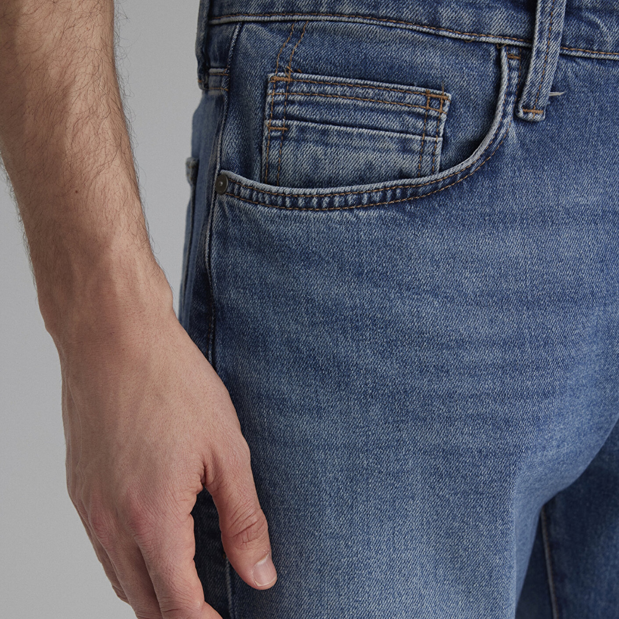 Mavi Brian 90lar İndigo Mavisi Jean Şort 0418487835