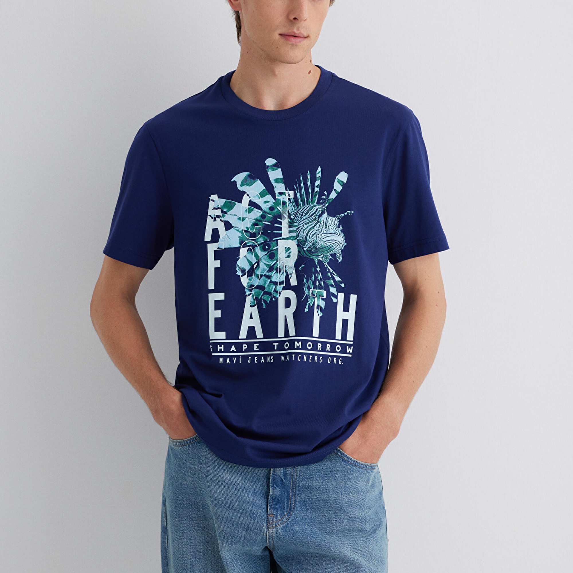 Mavi Baskılı Lacivert Tişört Regular Fit / Normal Kesim 0612671-70496