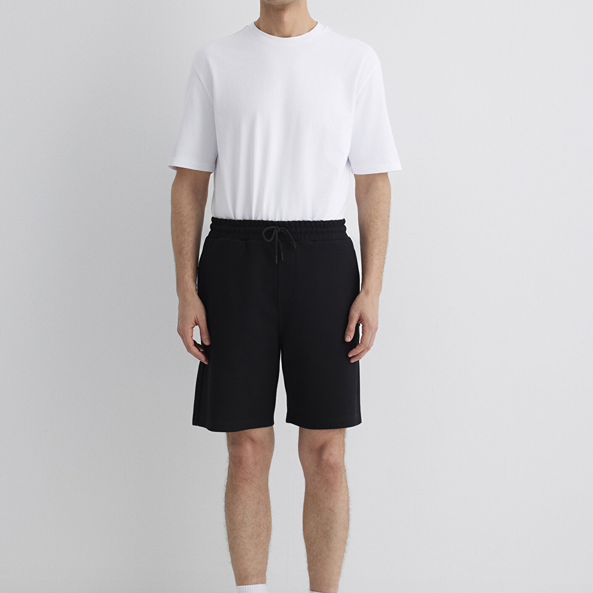 Mavi Siyah Şort 0410254-900