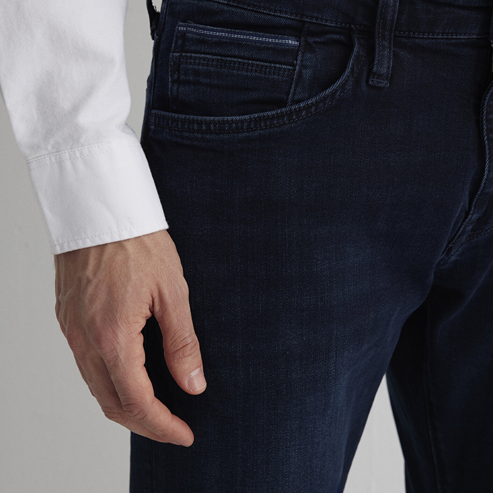 Mavi Marcus Premium Blue Mürekkep Mavisi Jean Pantolon 0035187841