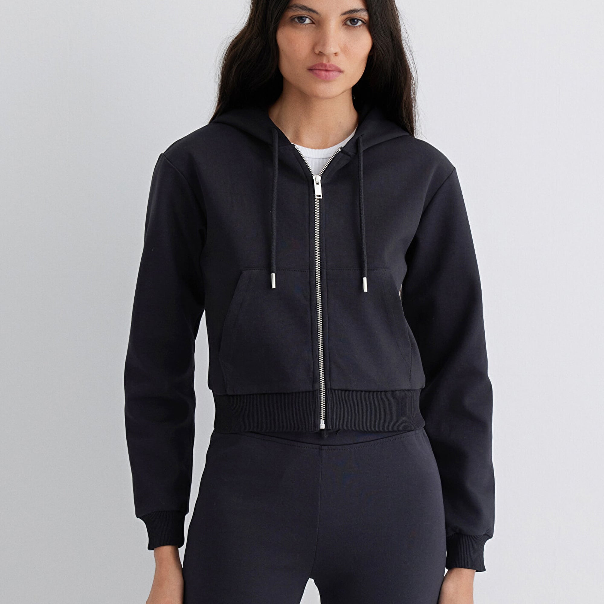 Mavi Kapüşonlu Siyah İnterlok Sweatshirt 1S10424-900