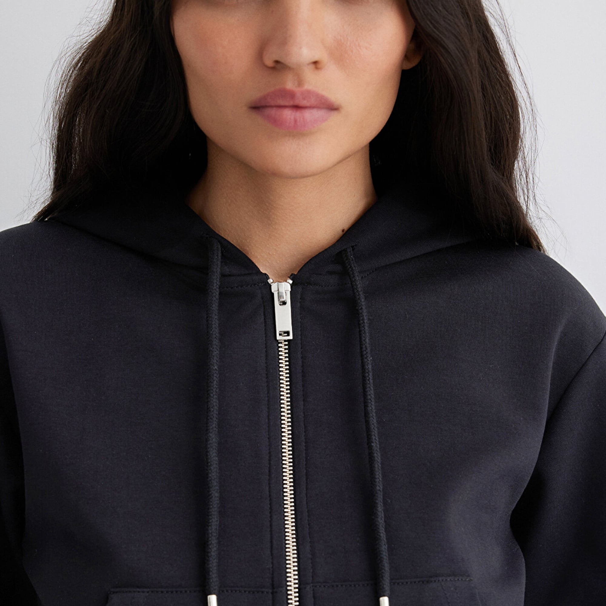 Mavi Kapüşonlu Siyah İnterlok Sweatshirt 1S10424-900