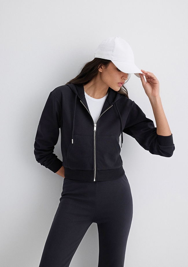  Mavi Kapüşonlu Siyah İnterlok Sweatshirt 1S10424-900