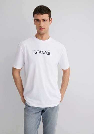  Mavi İstanbul Baskılı Beyaz Tişört Loose Fit / Bol Rahat Kesim 0612993-620