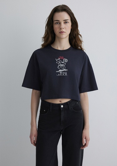  Mavi Sırt Baskılı Antrasit Tişört Crop / Kısa Kesim 1613101-70087