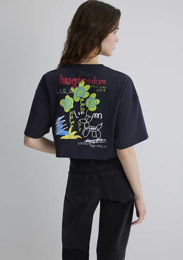  Mavi Sırt Baskılı Antrasit Tişört Crop / Kısa Kesim 1613101-70087