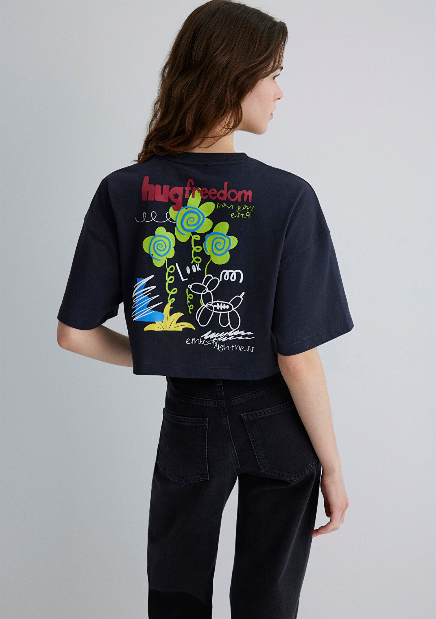  Mavi Sırt Baskılı Antrasit Tişört Crop / Kısa Kesim 1613101-70087