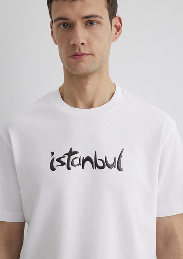  Mavi İstanbul Baskılı Beyaz Tişört Loose Fit / Bol Rahat Kesim 0613002-620