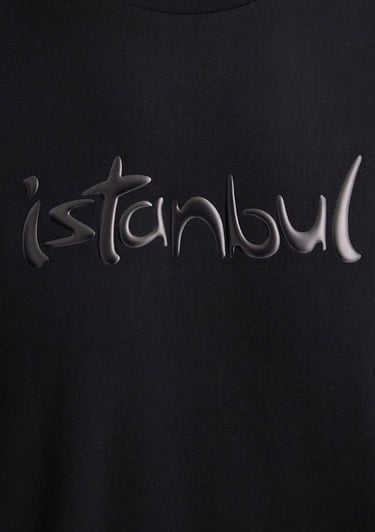  Mavi İstanbul Baskılı Siyah Tişört Loose Fit / Bol Rahat Kesim 0613002-71379
