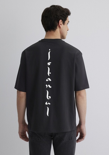  Mavi İstanbul Baskılı Siyah Tişört Relaxed Fit / Rahat Kesim 0612999-900