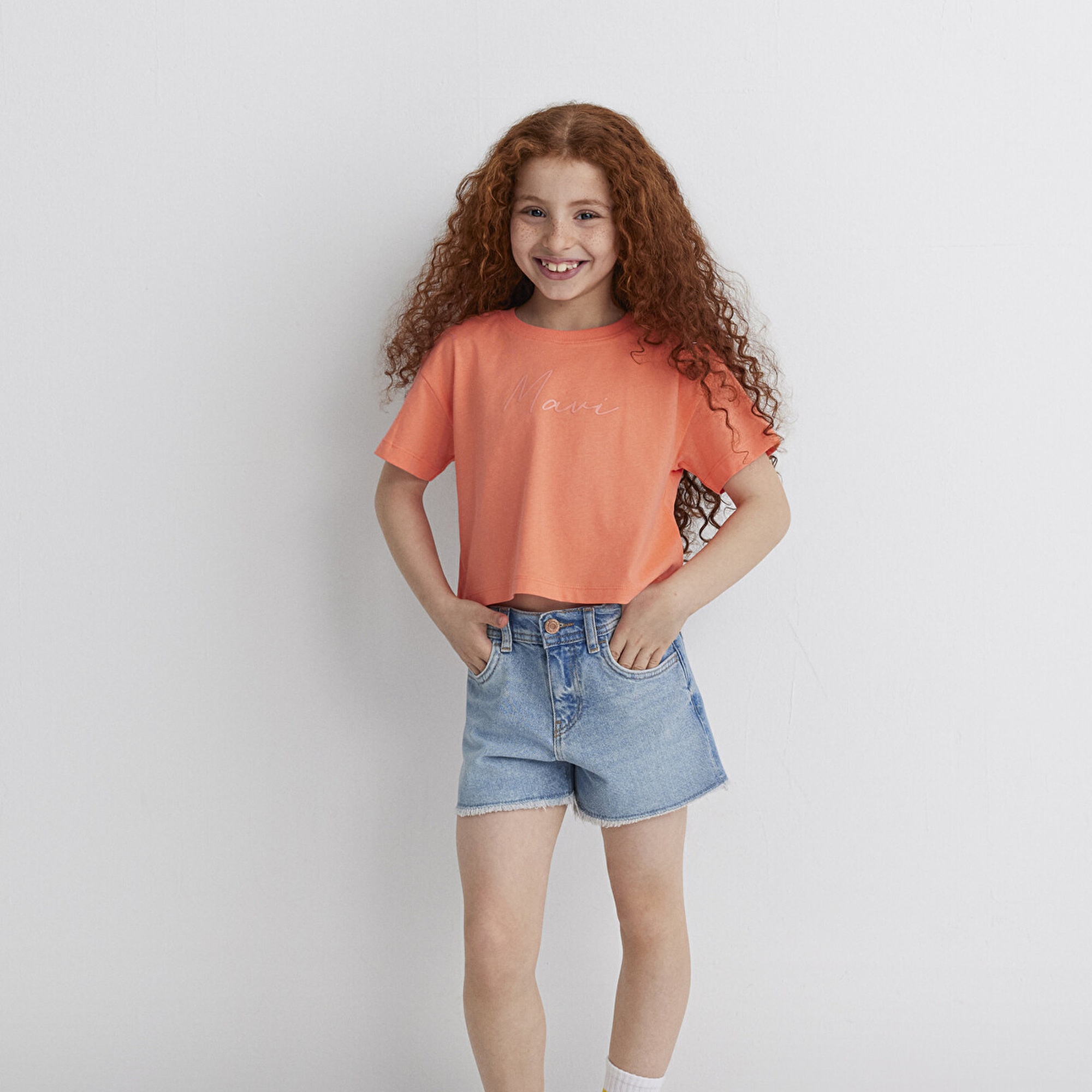 Mavi Mavi Logo Baskılı Turuncu Crop Tişört Loose Fit / Bol Rahat Kesim 7610181-71271