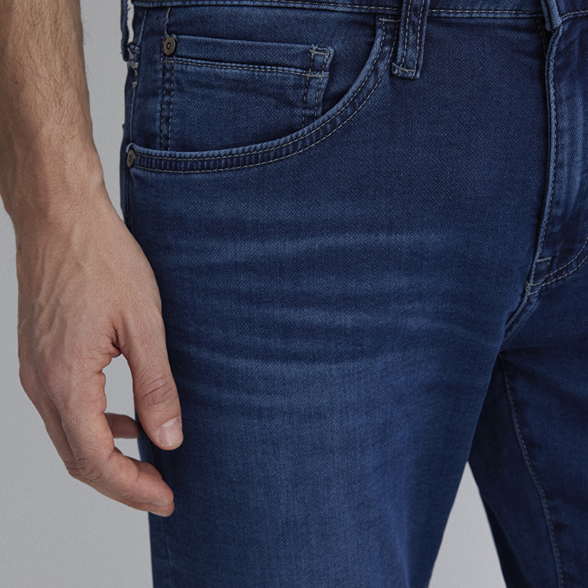 Mavi Jake Sporty Koyu İndigo Mavisi Jean Pantolon 0042289280