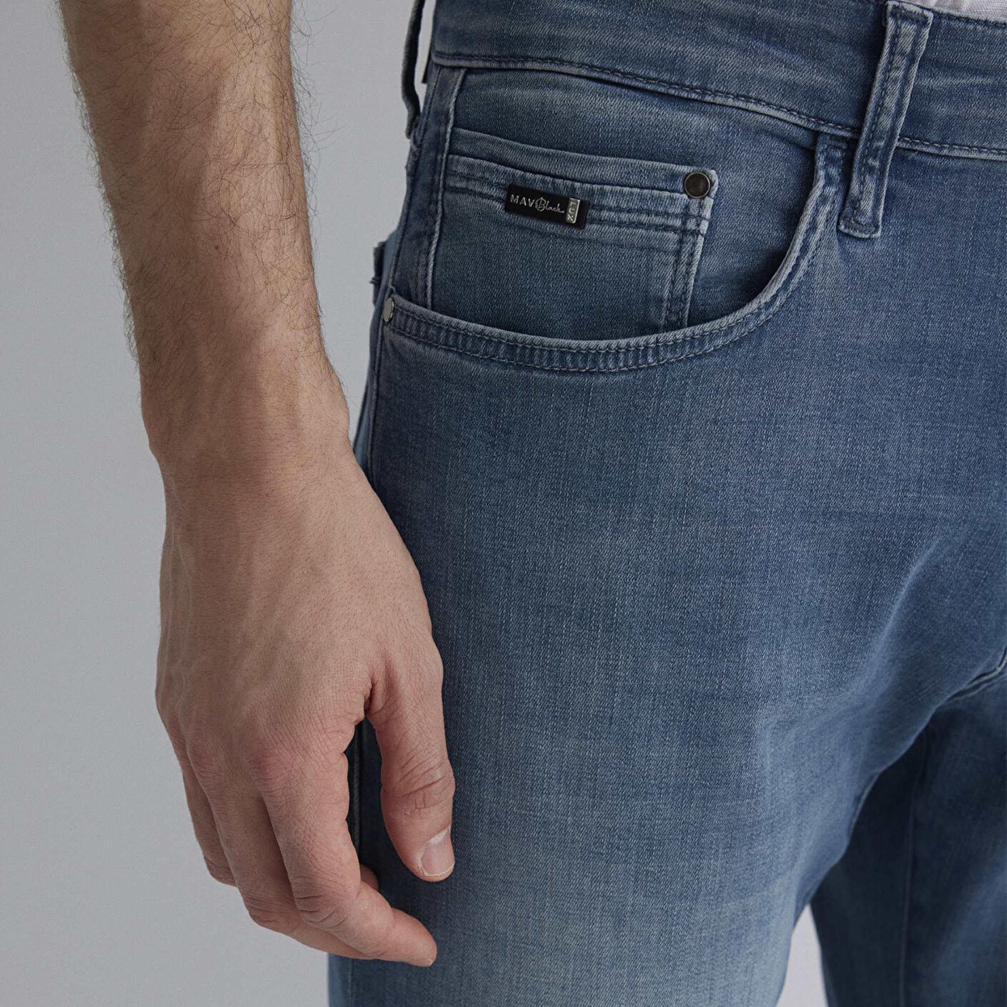 Mavi Marcus Lux Black Puslu İndigo Mavisi Jean Pantolon 0035189560