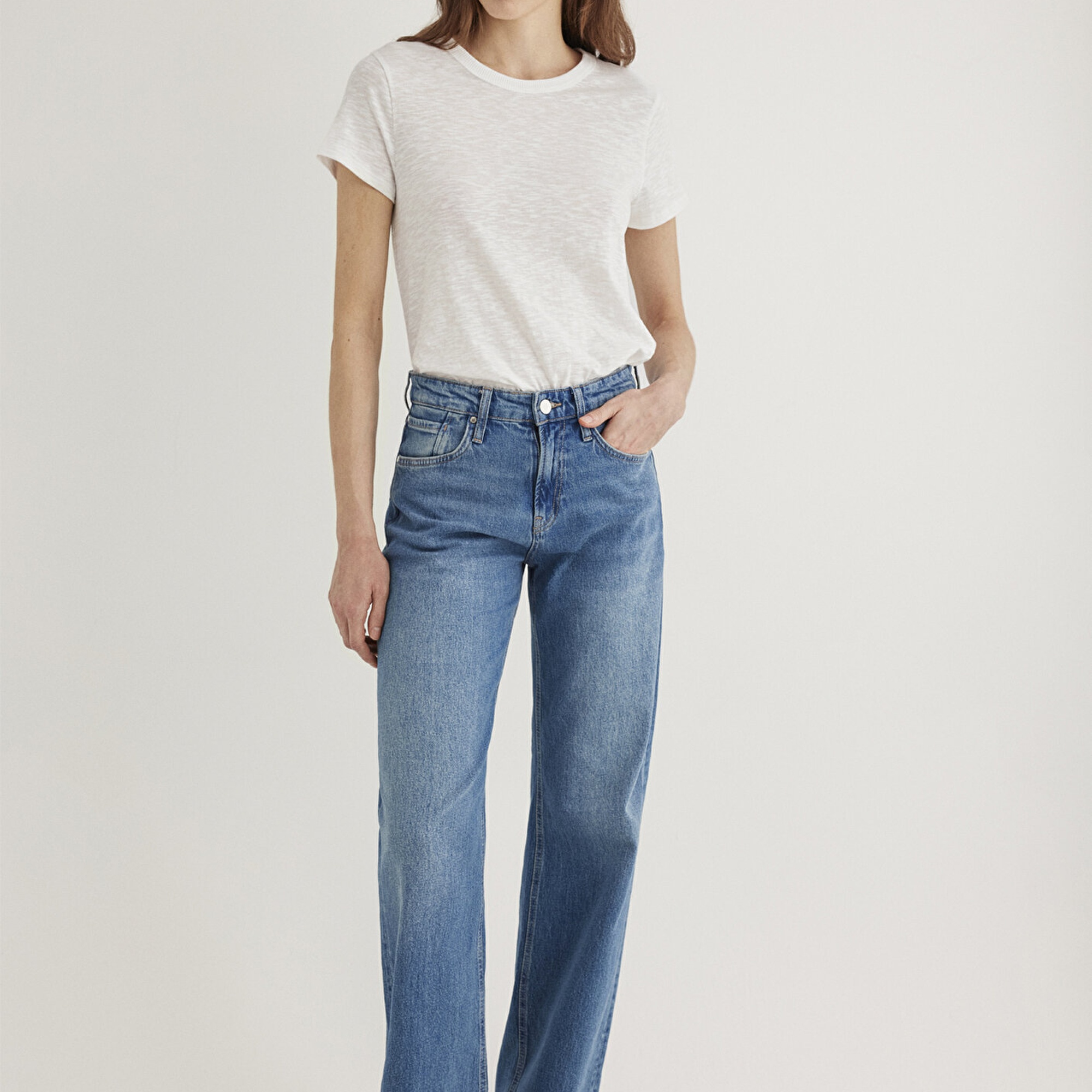 Mavi Ekru Basic Tişört Regular Fit / Normal Kesim 1613075-70057