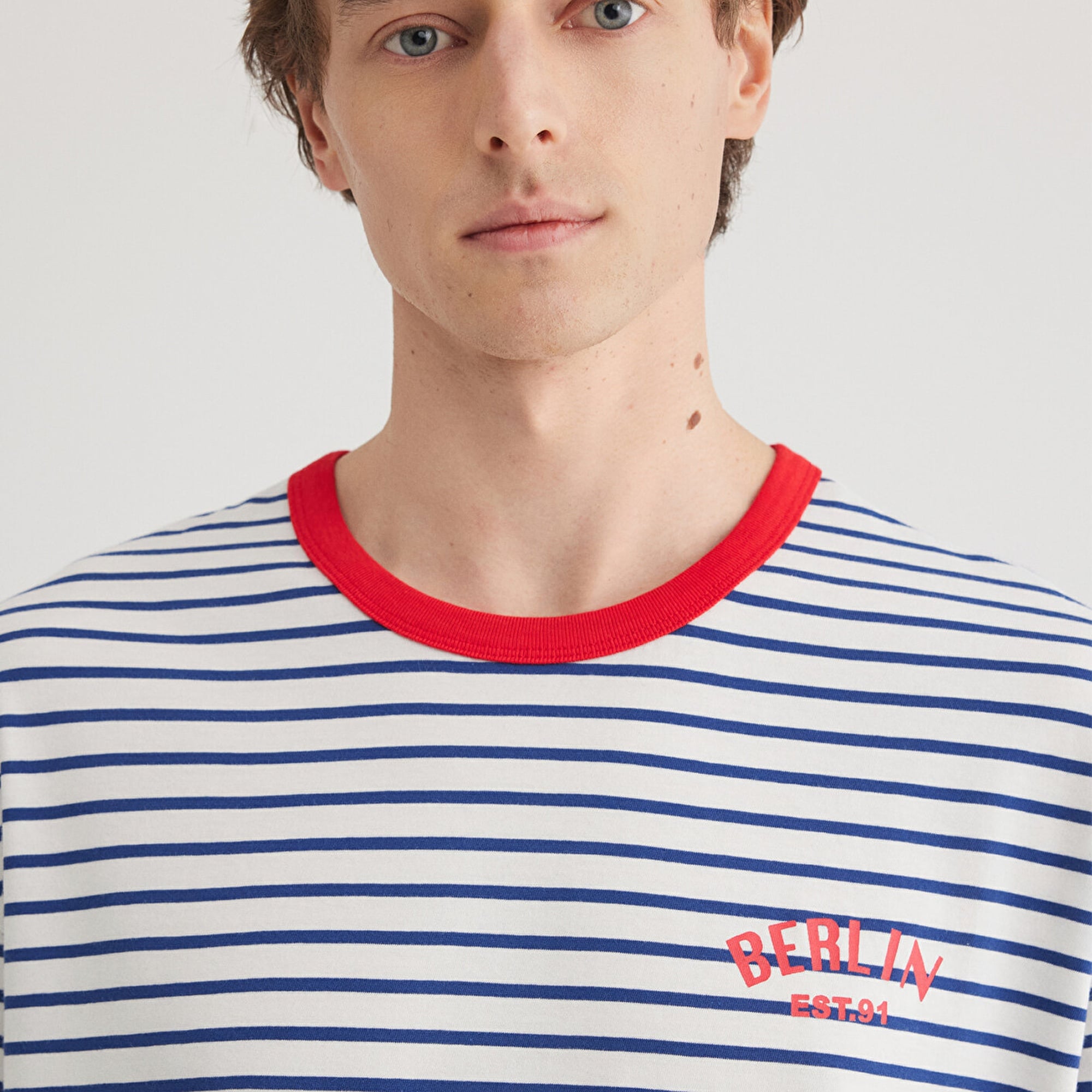 Mavi Berlin Baskılı Çizgili Unisex Tişört Loose Fit / Bol Rahat Kesim 2610025-70899