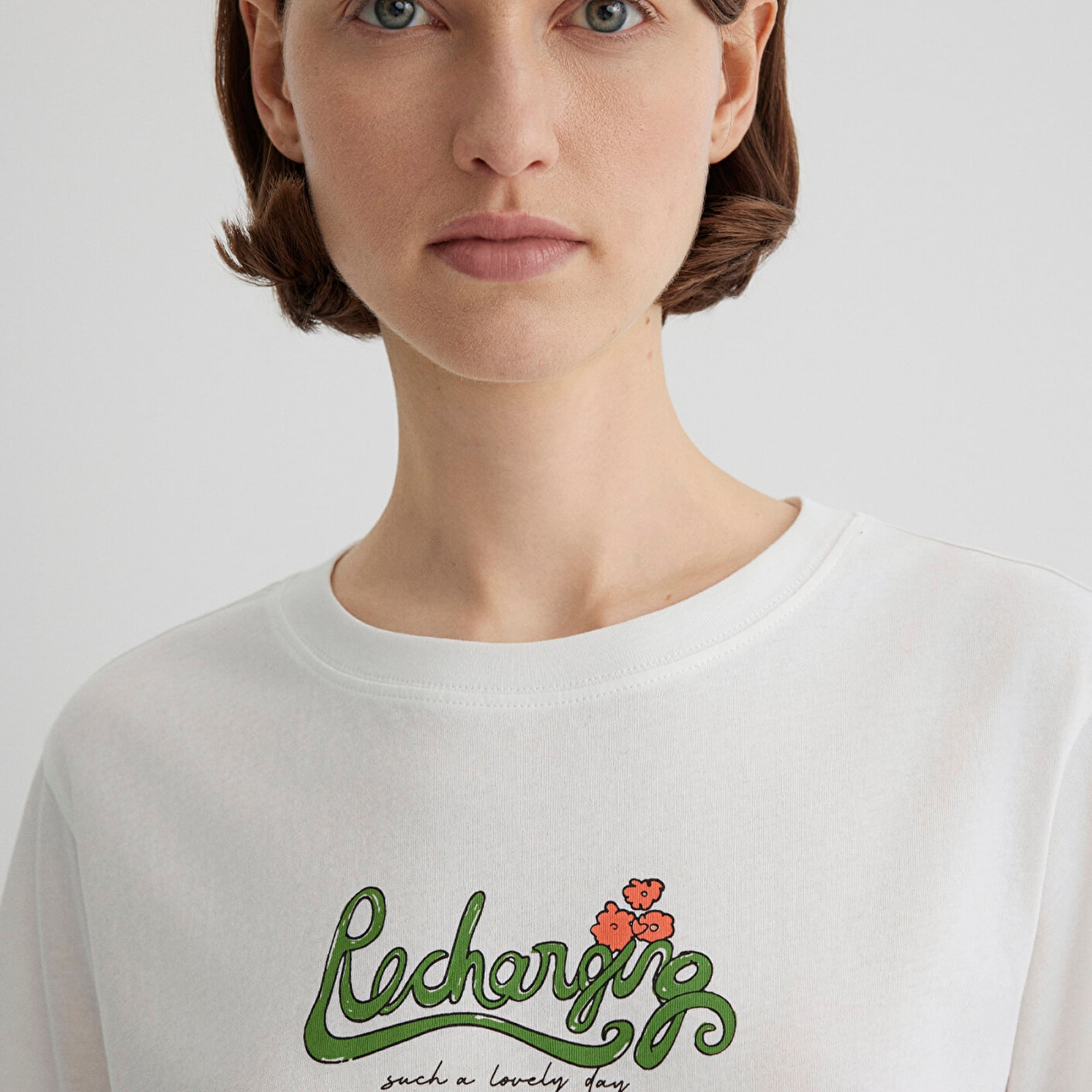 Mavi Kedi Baskılı Ekru Tişört Regular Fit / Normal Kesim 1613166-70057