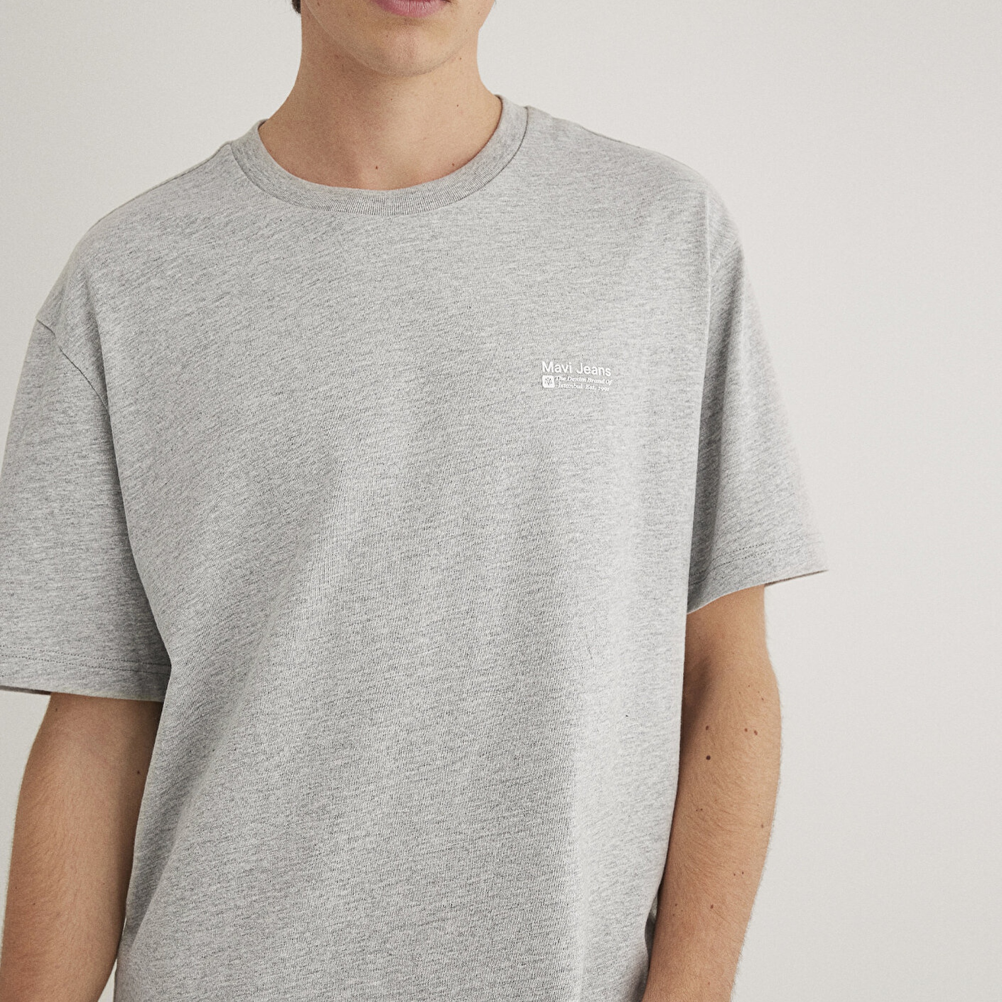 Mavi Mavi Jeans Baskılı Gri Tişört Loose Fit / Bol Rahat Kesim 0612591-80018