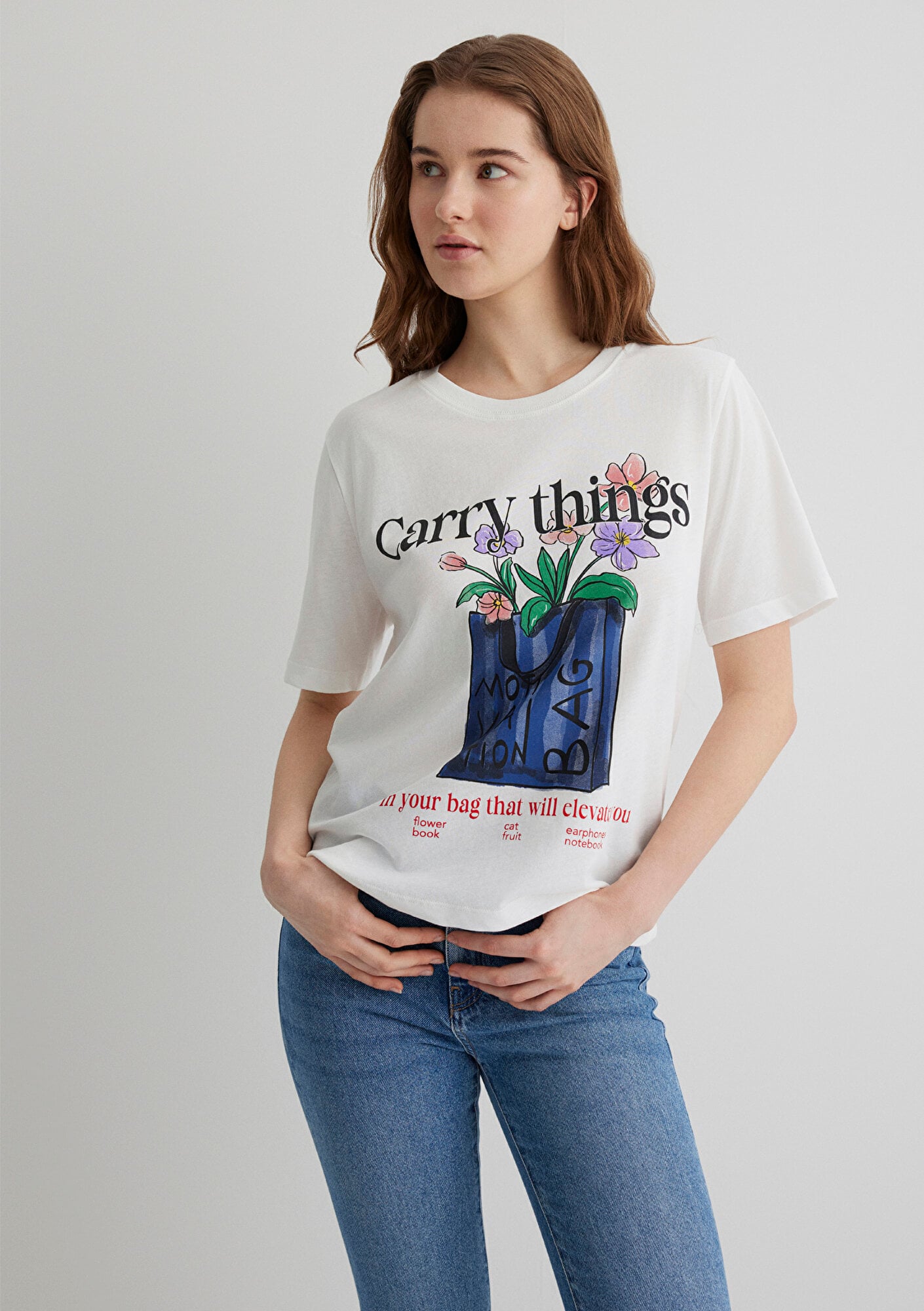  Mavi Çiçek Baskılı Ekru Tişört Regular Fit / Normal Kesim 1613494-70057