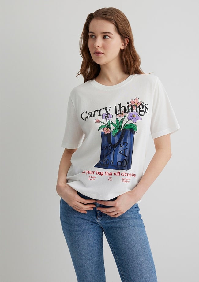  Mavi Çiçek Baskılı Ekru Tişört Regular Fit / Normal Kesim 1613494-70057