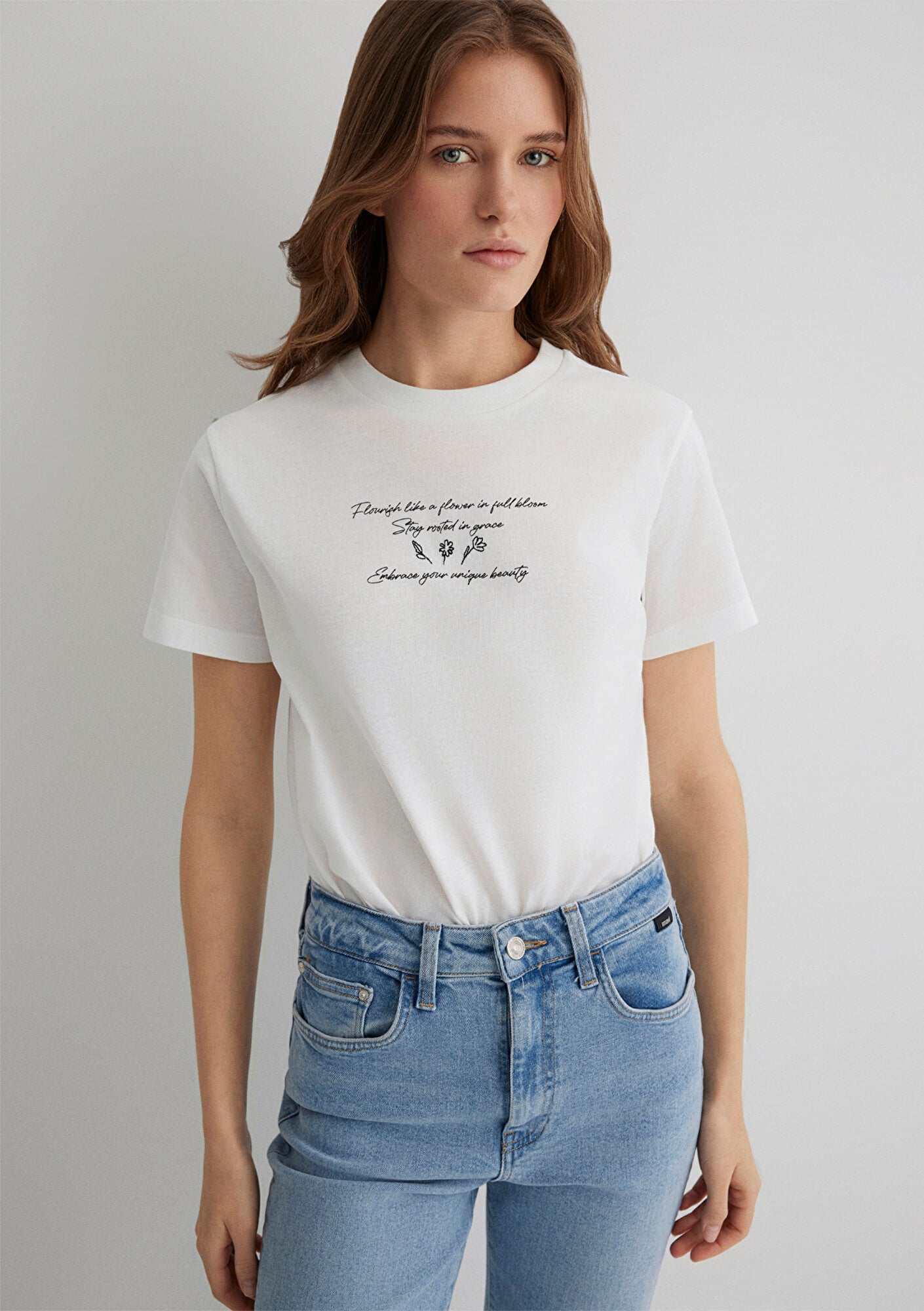  Mavi Baskılı Ekru Tişört Regular Fit / Normal Kesim 1613133-70057