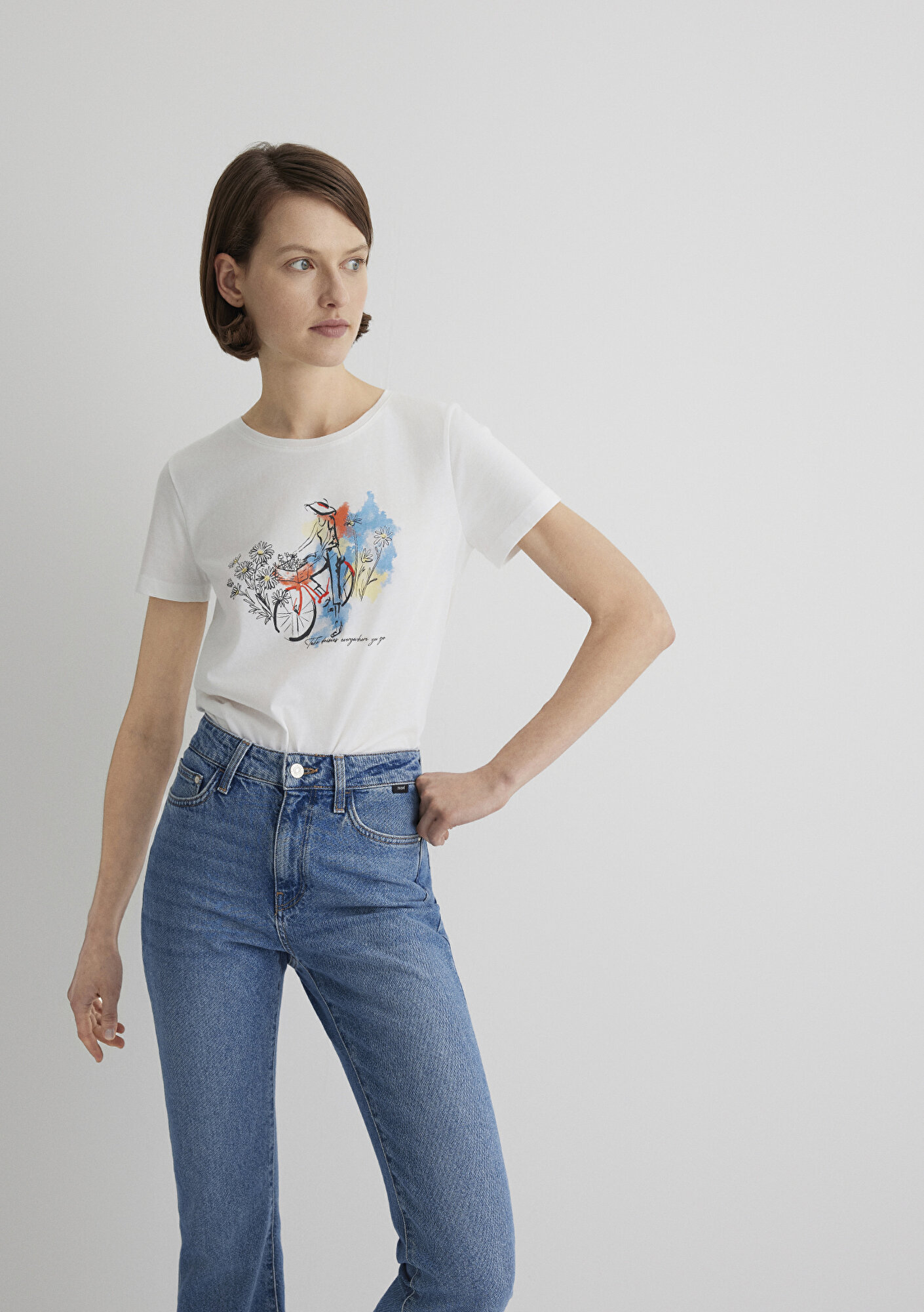  Mavi Bisiklet Baskılı Ekru Tişört Slim Fit / Dar Kesim 1613162-70057