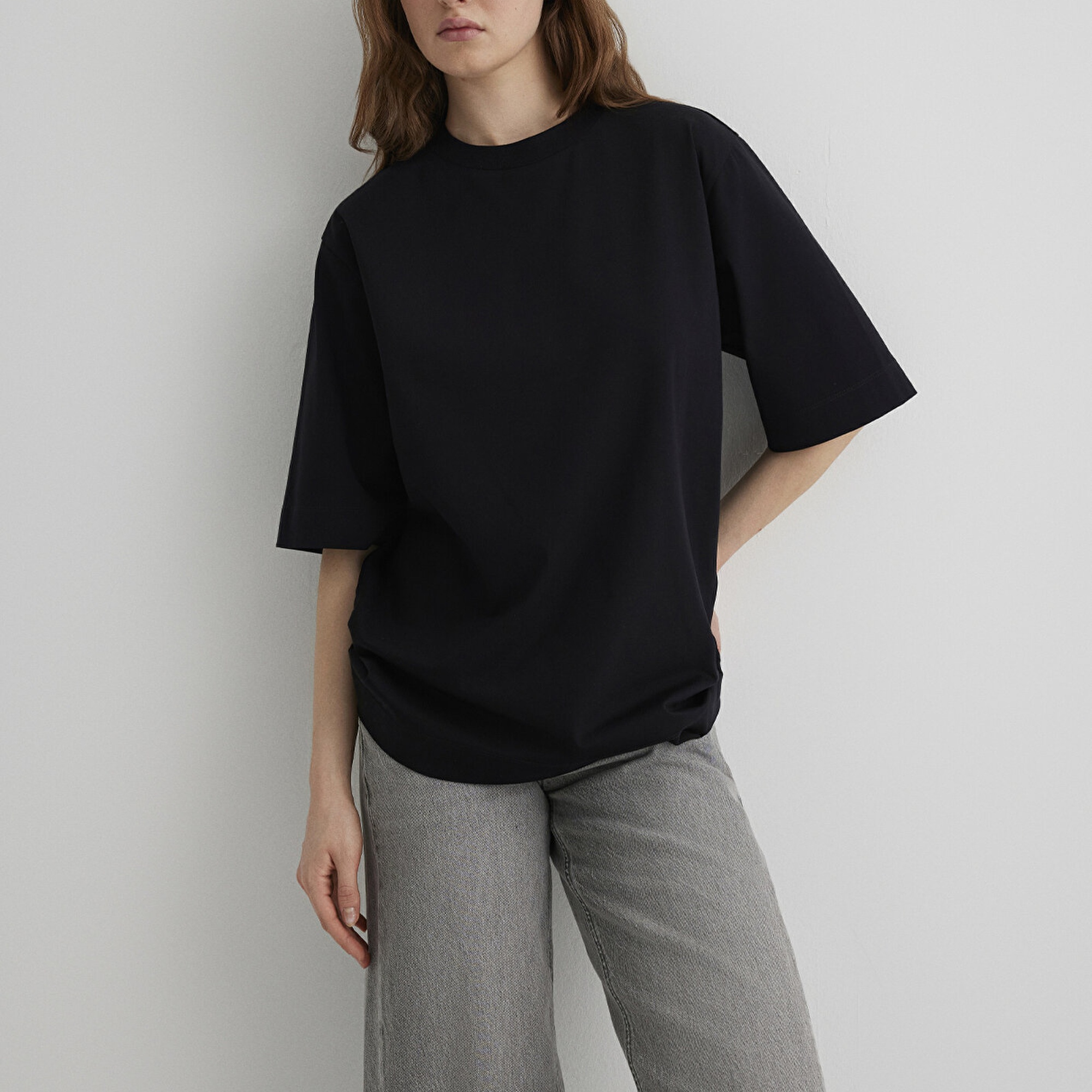 Mavi Sporty Lux Siyah Tişört Loose Fit / Bol Rahat Kesim 1613031-900