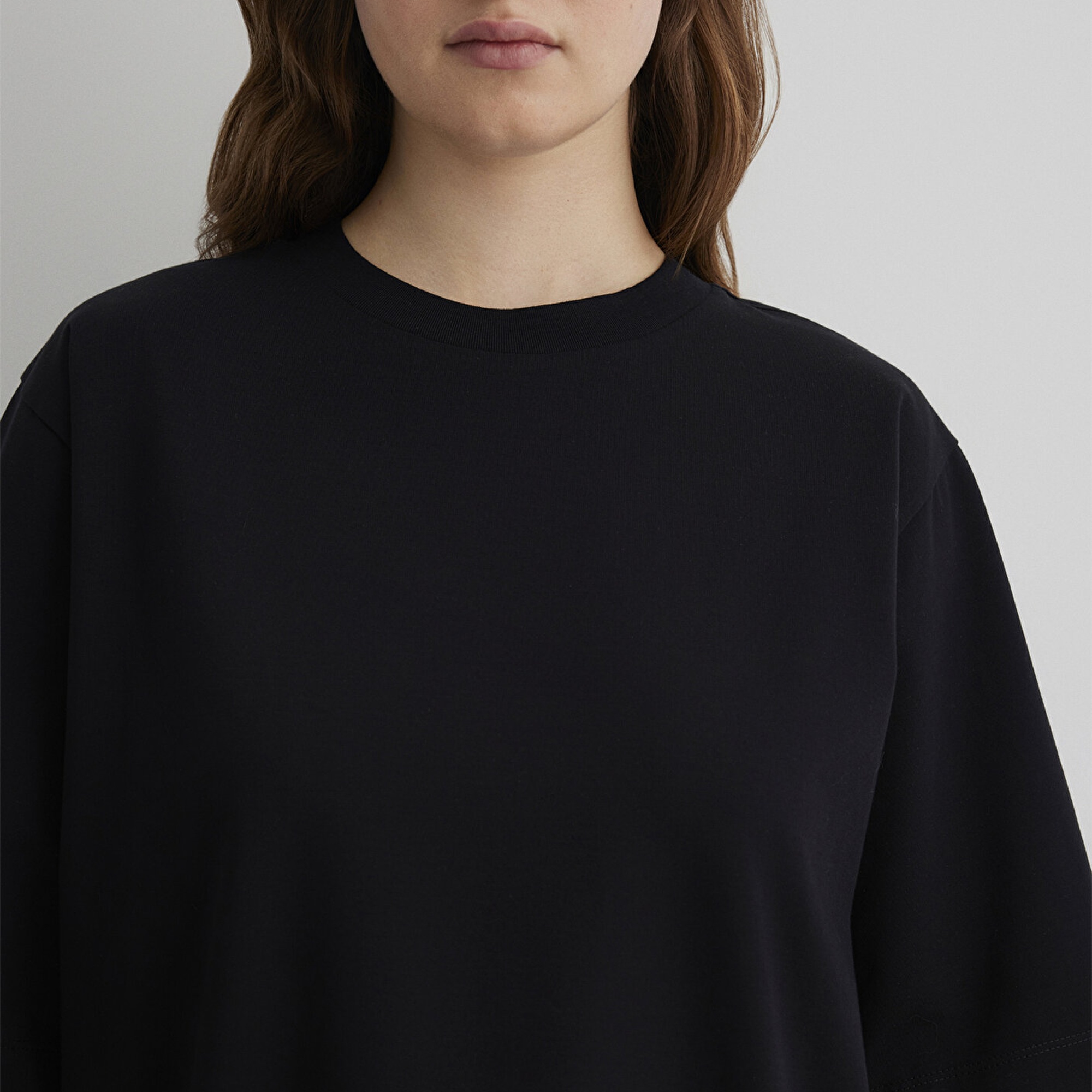 Mavi Sporty Lux Siyah Tişört Loose Fit / Bol Rahat Kesim 1613031-900