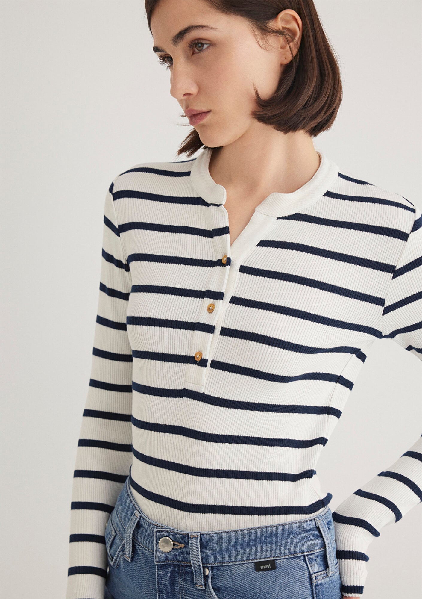  Mavi Düğme Detaylı Çizgili Tişört Fitted / Vücuda Oturan Kesim 1612915-86625