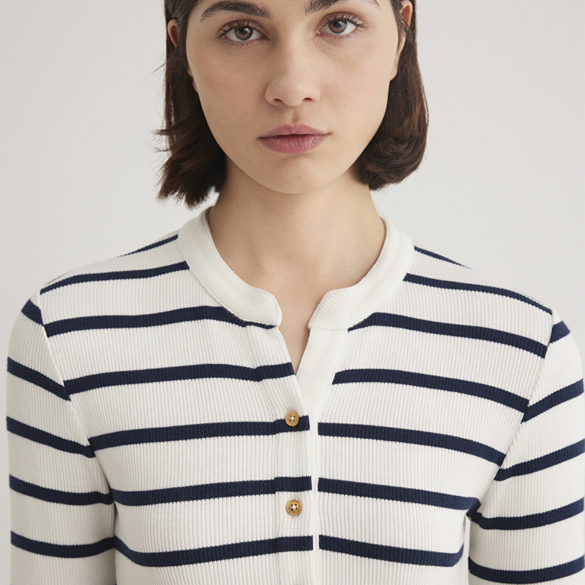 Mavi Düğme Detaylı Çizgili Tişört Fitted / Vücuda Oturan Kesim 1612915-86625