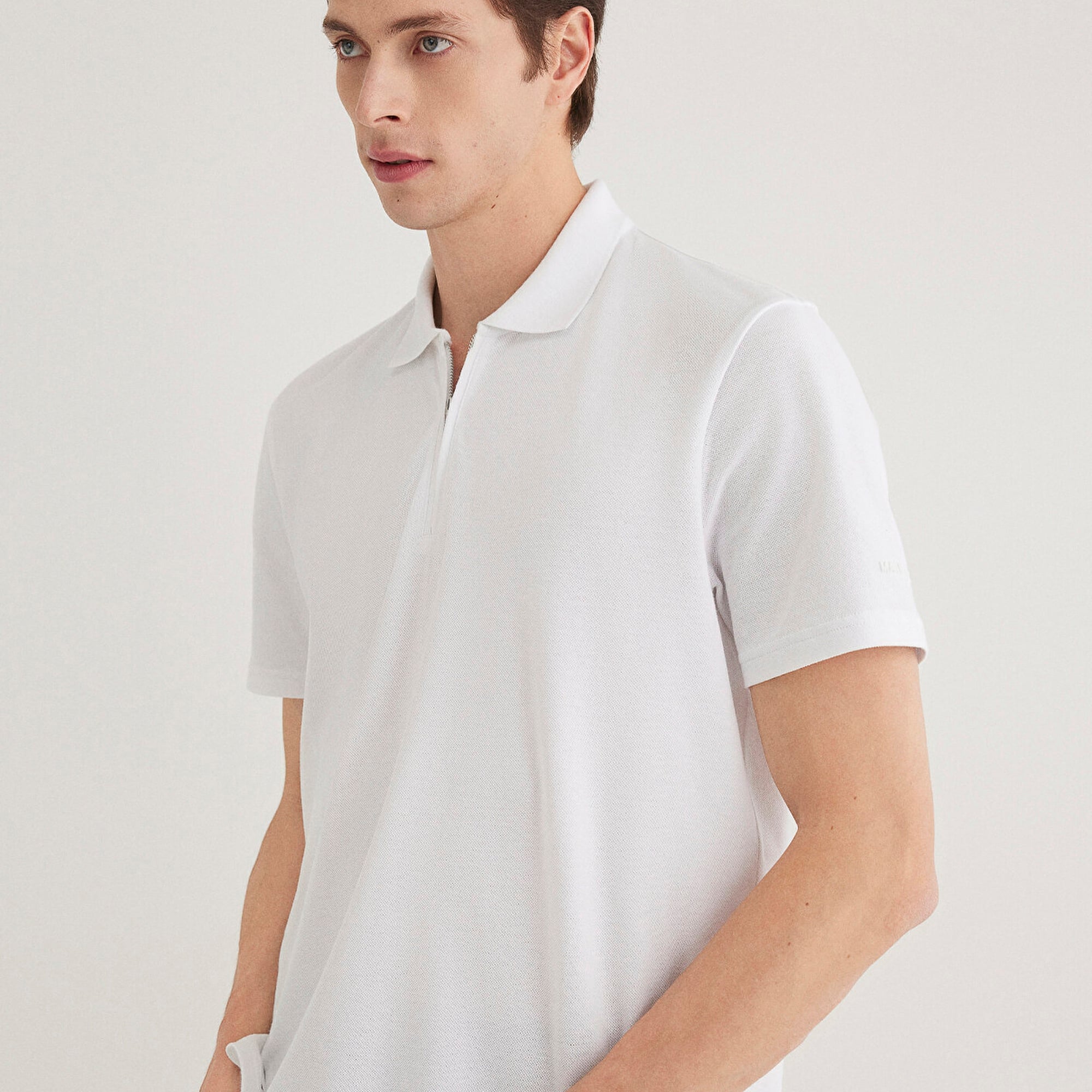 Mavi Yarı Fermuarlı Beyaz Polo Tişört Regular Fit / Normal Kesim 0612525-620